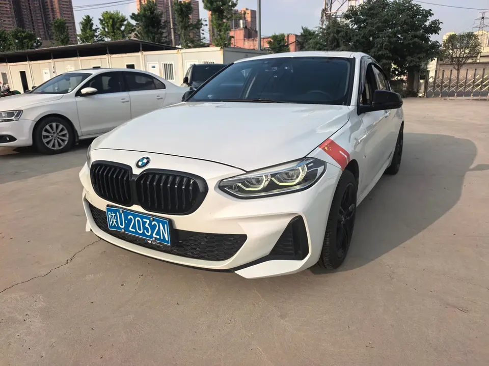 BMW 1 Series BMW 1 Series 2021 120i M Sport Night Edition 2022 — фото 1, купить с доставкой в Москву
