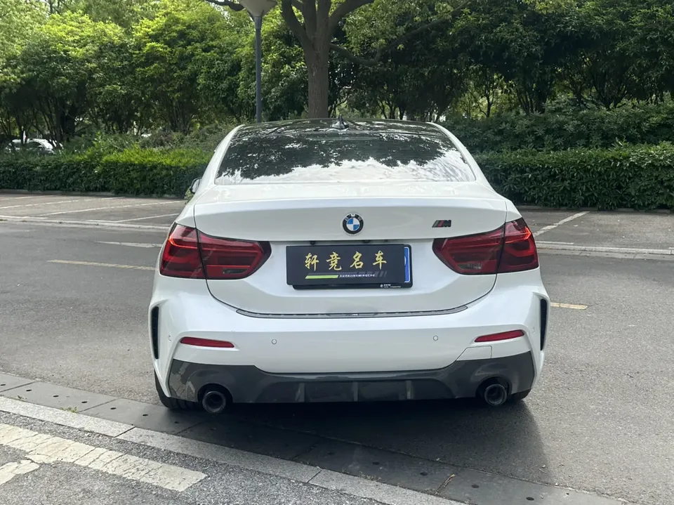 BMW 1 Series BMW 1 Series 2023 125i M Sport Night Edition 2023 — миниатюра 2