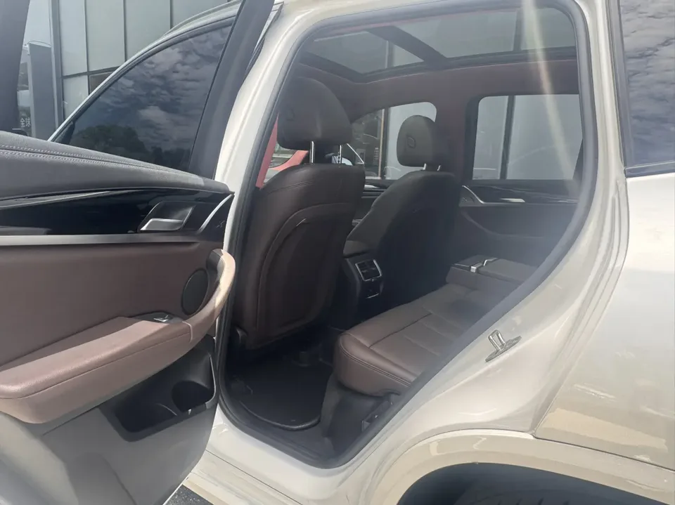 BMW X3 BMW X3 2022 xDrive25i M Sport Package 2022 — миниатюра 3