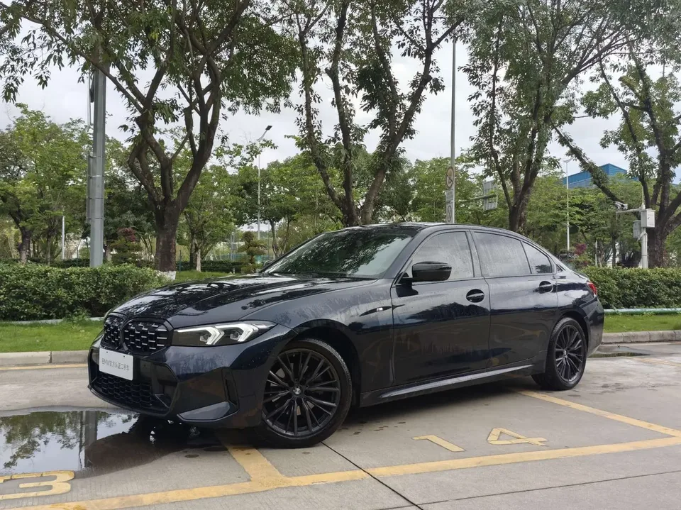 BMW 3 Series 2023