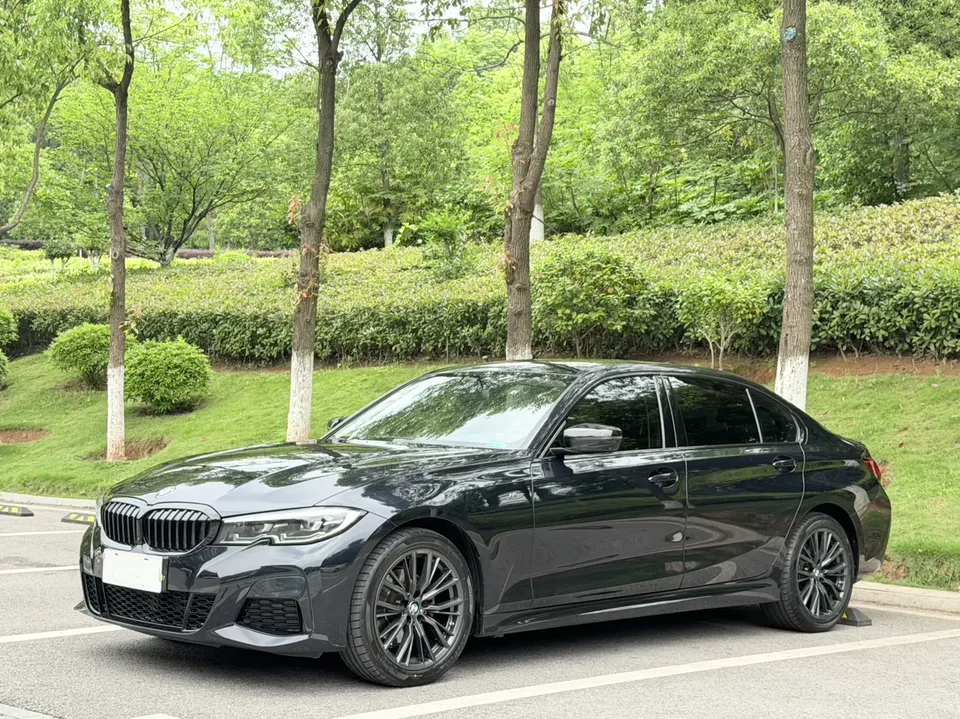 BMW 3 Series 2022