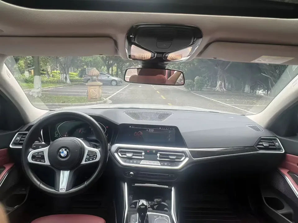BMW 3 Series 3 Series facelift 325Li M Sport package 2022 — thumbnail 5