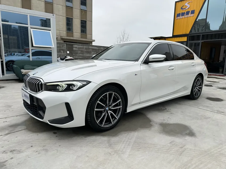 BMW 3 Series 2023