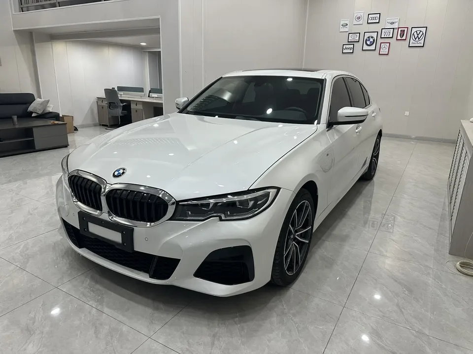 BMW 3 Series 2022