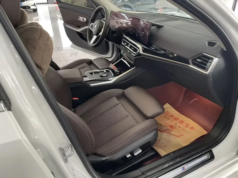 BMW 3 Series BMW 3 Series 2023 320Li M Sport Package 2023 — миниатюра 3