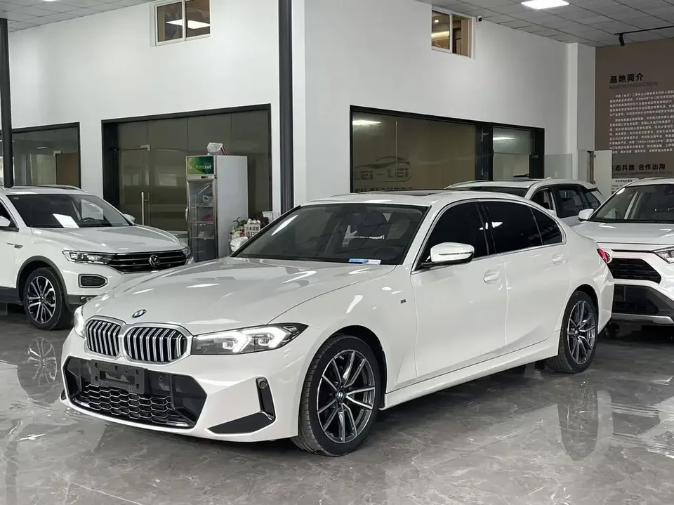 BMW 3 Series 2023