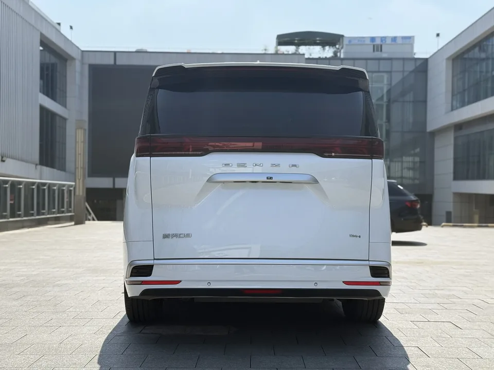 Denza D9 DM D9 DM 1050 Premium 2024 — thumbnail 2