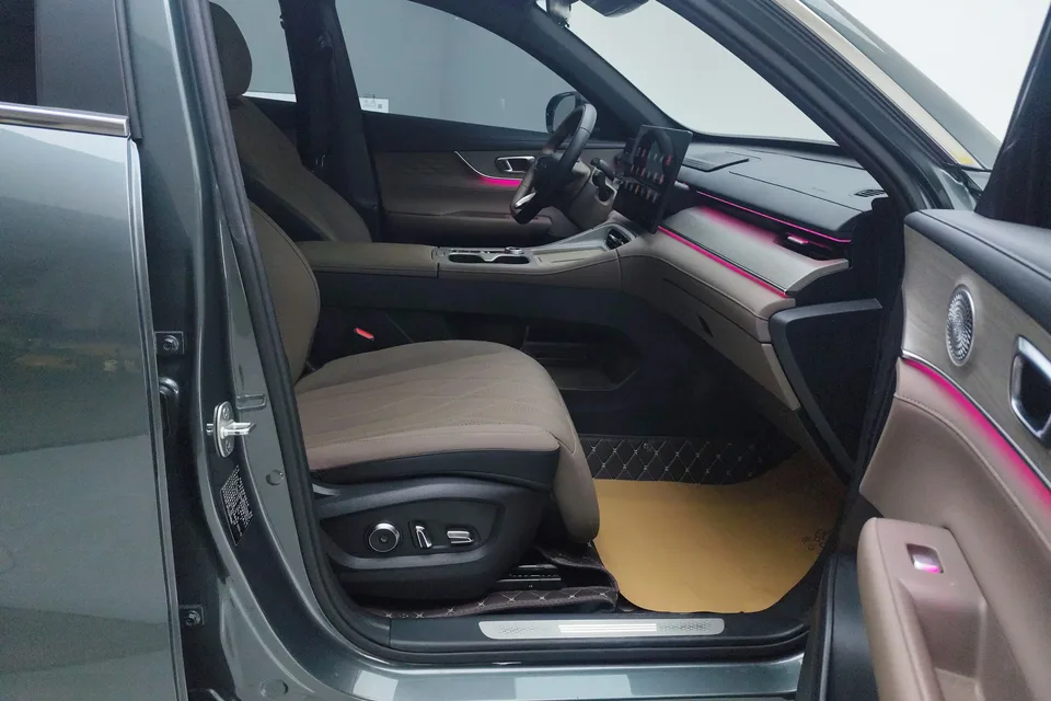 Chery Fengyun T8 1.5T 130km Premium Edition 2025 — миниатюра 5