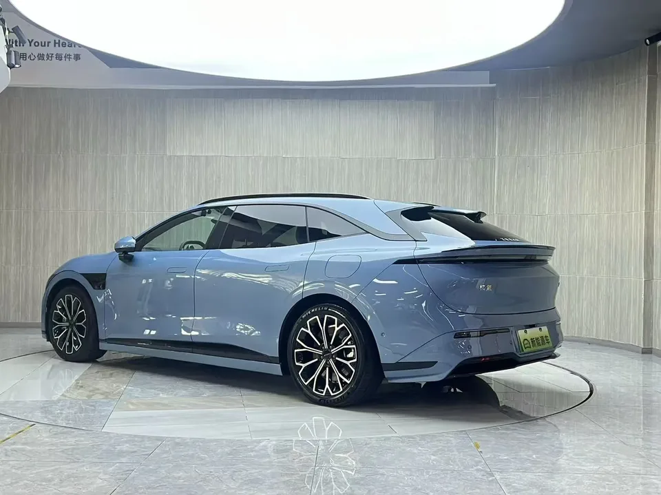 Zeekr 007GT ZEEKR 007GT Four-wheel drive intelligent driving version 75kWh 2025 — миниатюра 2