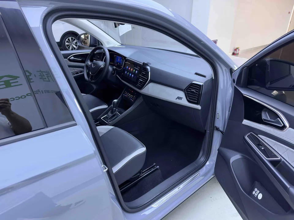 Jetta VS7 280TSI automatic ABT Honor Limited Edition 2023 — миниатюра 5