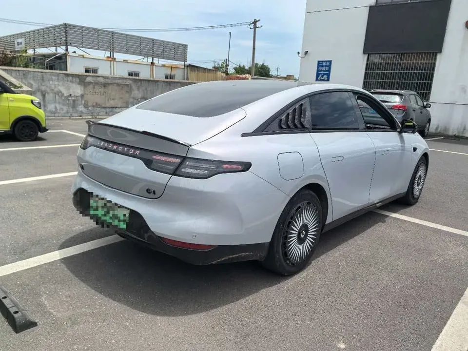 Leapmotor Zero running C01 525 Comfort Edition 2023 — миниатюра 2