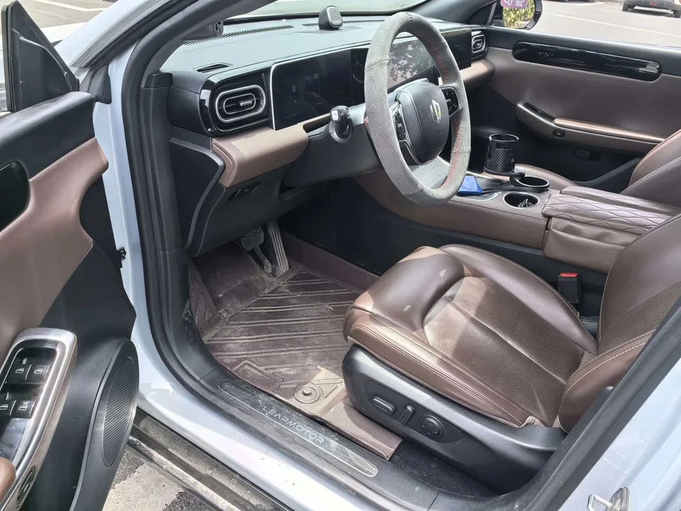 Leapmotor Zero running C01 525 Comfort Edition 2023 — миниатюра 5