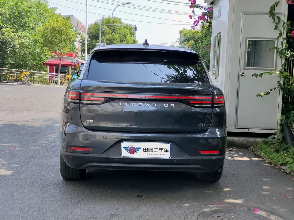 Leapmotor Zero running C11 Zero running C11 500 Smart Edition 2023 — thumbnail 5