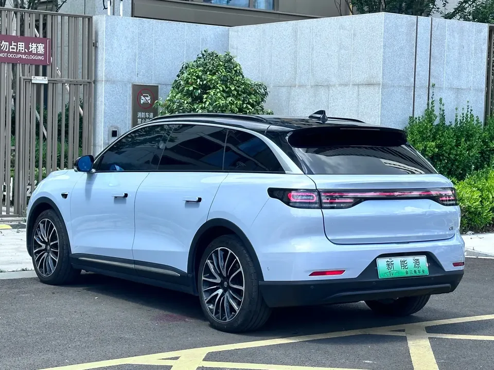 Leapmotor Zero running C11 Zero running C11 Leapmoo C11 2022 luxury version lithium iron phosphate battery 2022 — thumbnail 4