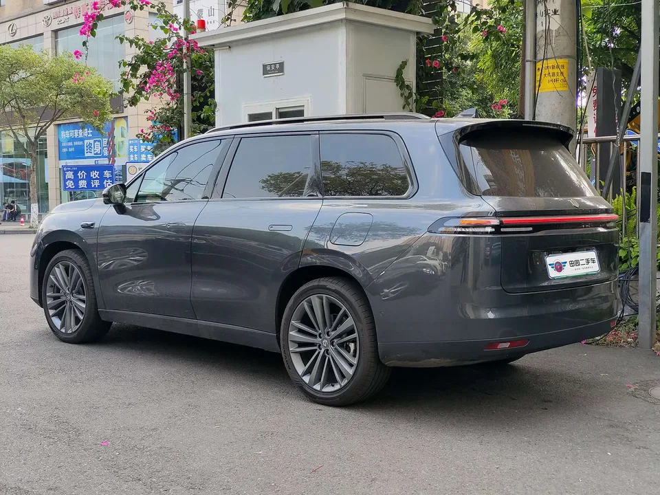 Leapmotor C16 Extended Range 200 Premium Edition 2024 — миниатюра 4