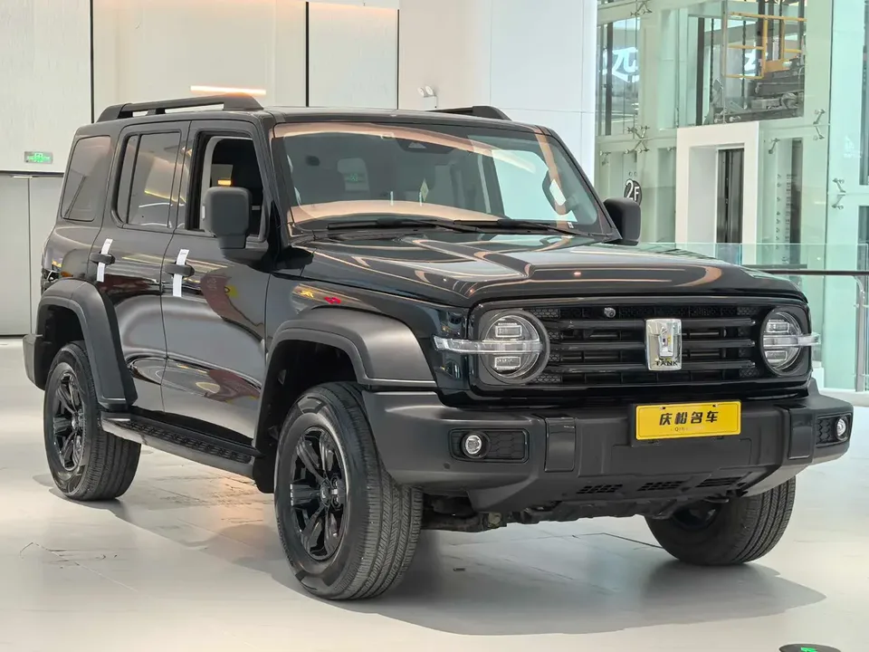 Tank 300 Off-Road Edition 2.0T Conqueror 2022 — миниатюра 2