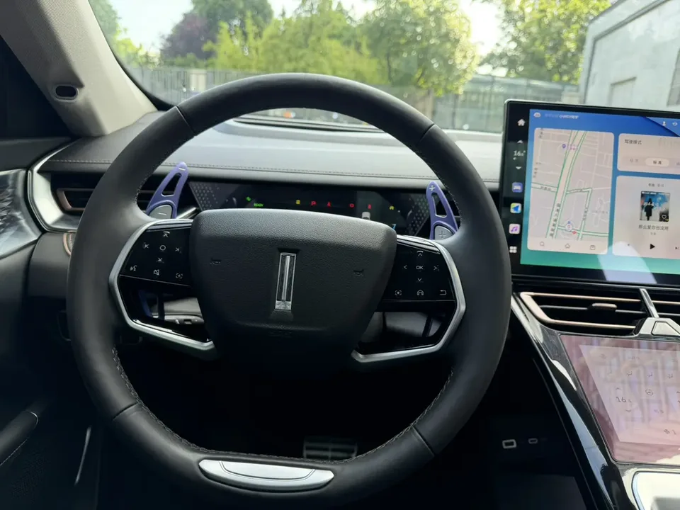 WEY Mocha 2.0T four-wheel drive special version 2022 — миниатюра 3