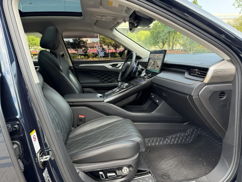 WEY Mocha 2.0T four-wheel drive special version 2022 — миниатюра 5