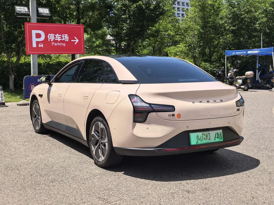 XPeng Xiaopeng MONA M03 515 Long Range Plus Edition 2025 — миниатюра 4