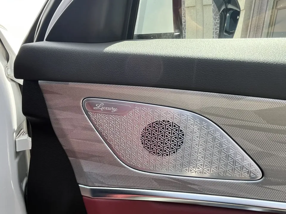 Jetour Jietu X70 PLUS JETOUR X70 PLUS 2023 1.5T DCT Brave PLUS 5-seater 2023 — миниатюра 3