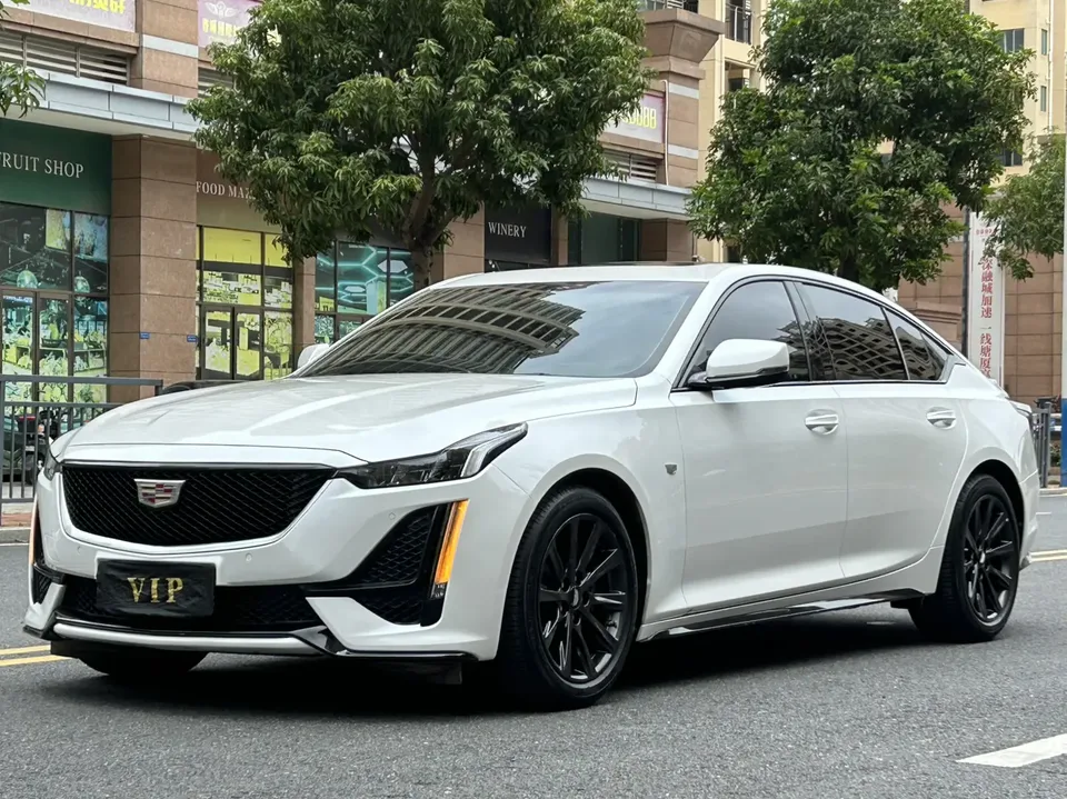 Cadillac CT5 2023