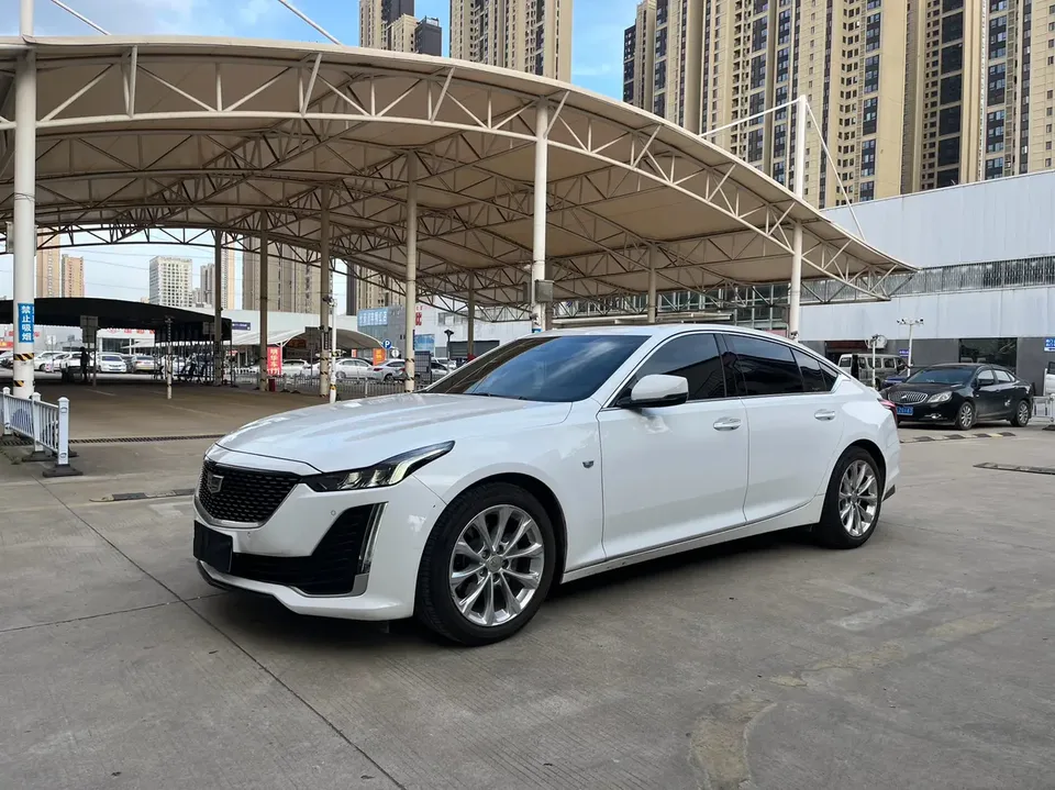 Cadillac CT5 2023