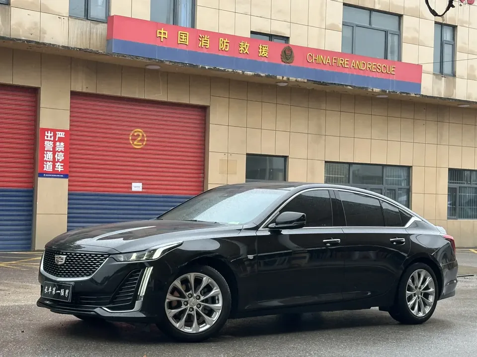 Cadillac CT5 2023
