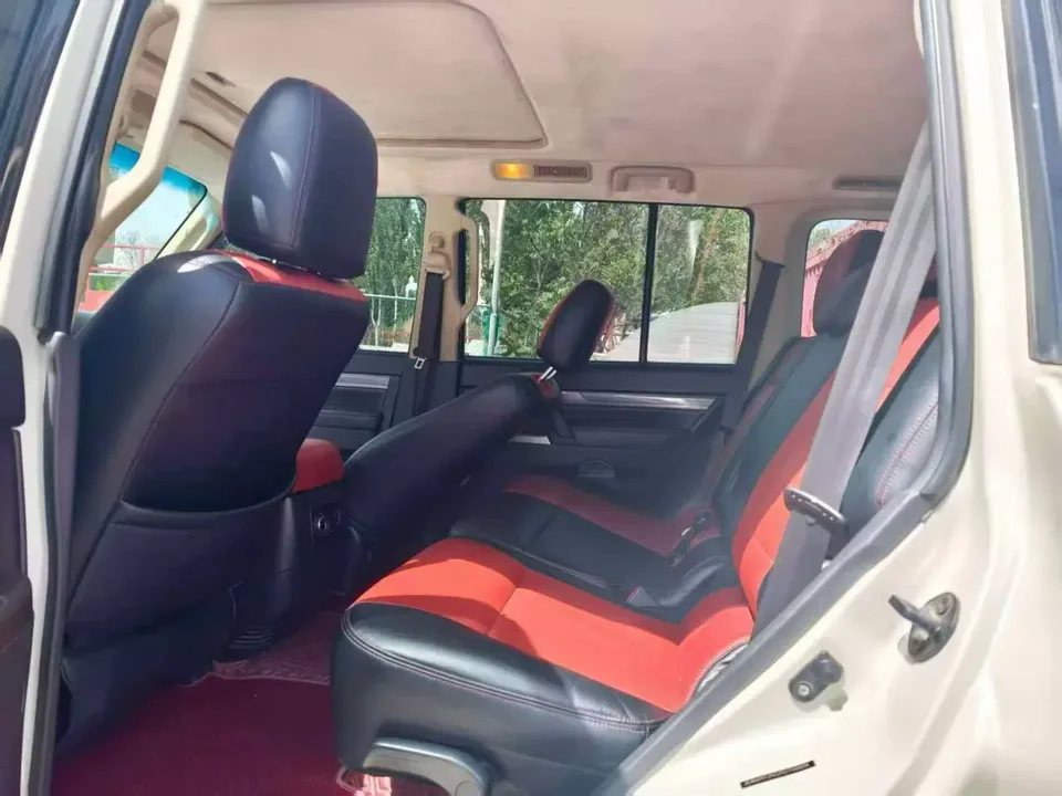 Mitsubishi Pajero Pajero 2020 3.0T automatic 4WD 7-seater parallel import 2022 — миниатюра 5