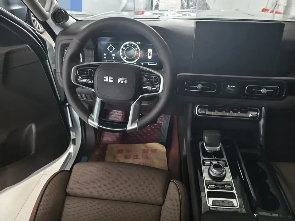 BAIC Beijing Off-road BJ60 2.0T Diesel Automatic Thousand Miles Edition Seven Seaters 2023 — миниатюра 2