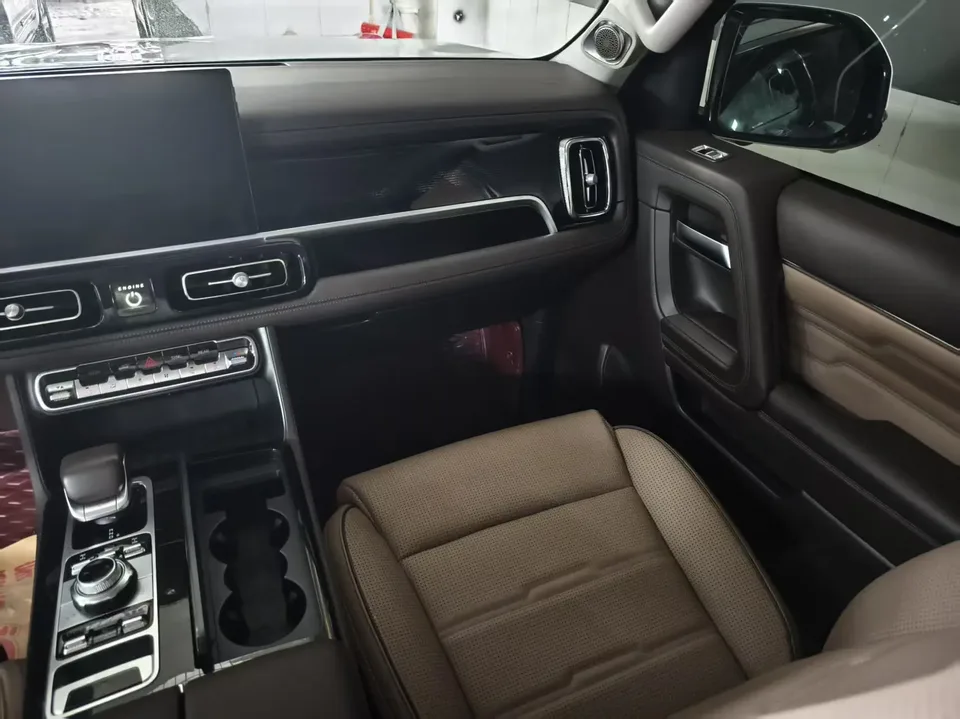 BAIC Beijing Off-road BJ60 2.0T Diesel Automatic Thousand Miles Edition Seven Seaters 2023 — миниатюра 3