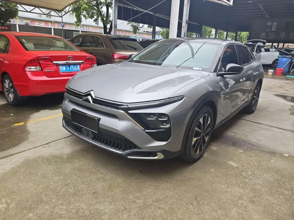 Citroen Versailles C5 X 2022