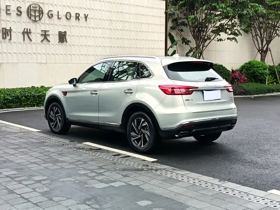 Hongqi HS5 Hongqi HS5 2022 2.0T Zhilian Flagship Edition 2022 — миниатюра 2