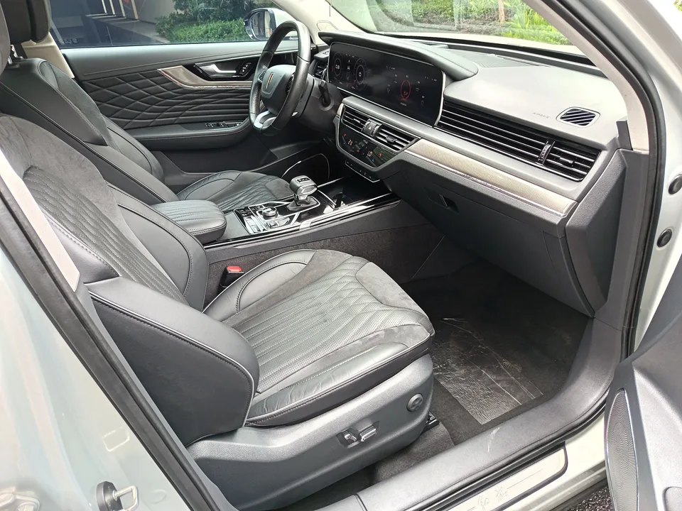 Hongqi HS5 Hongqi HS5 2022 2.0T Zhilian Flagship Edition 2022 — миниатюра 3