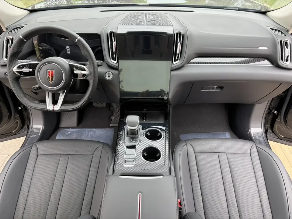 Hongqi HS3 PHEV 115km Jinwei Edition 2024 — миниатюра 3