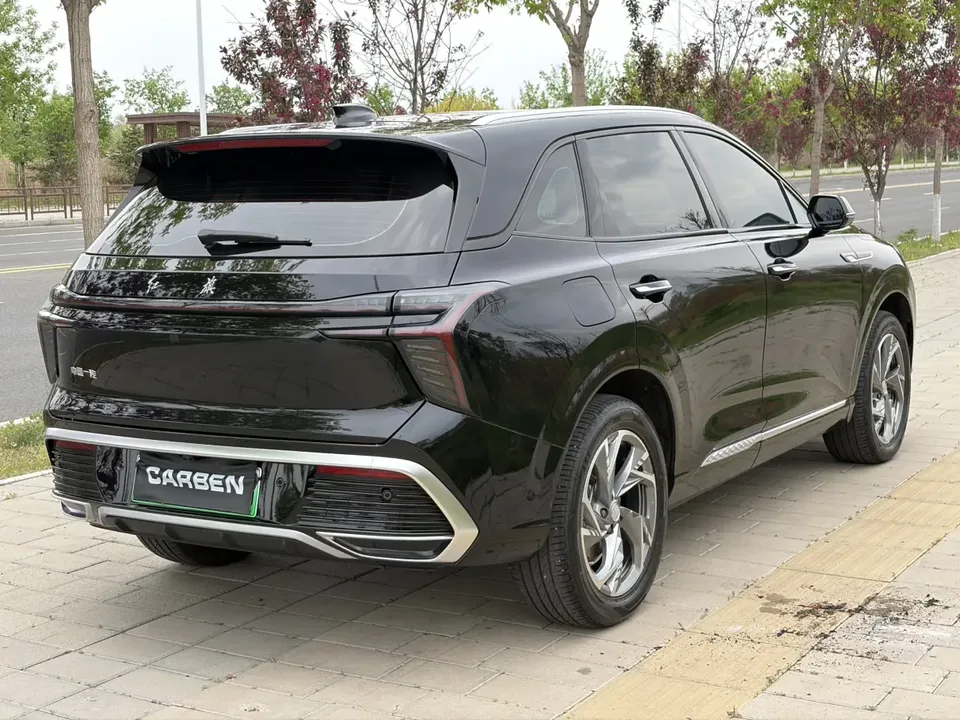 Hongqi HS3 PHEV 115km Jinwei Edition 2024 — миниатюра 4