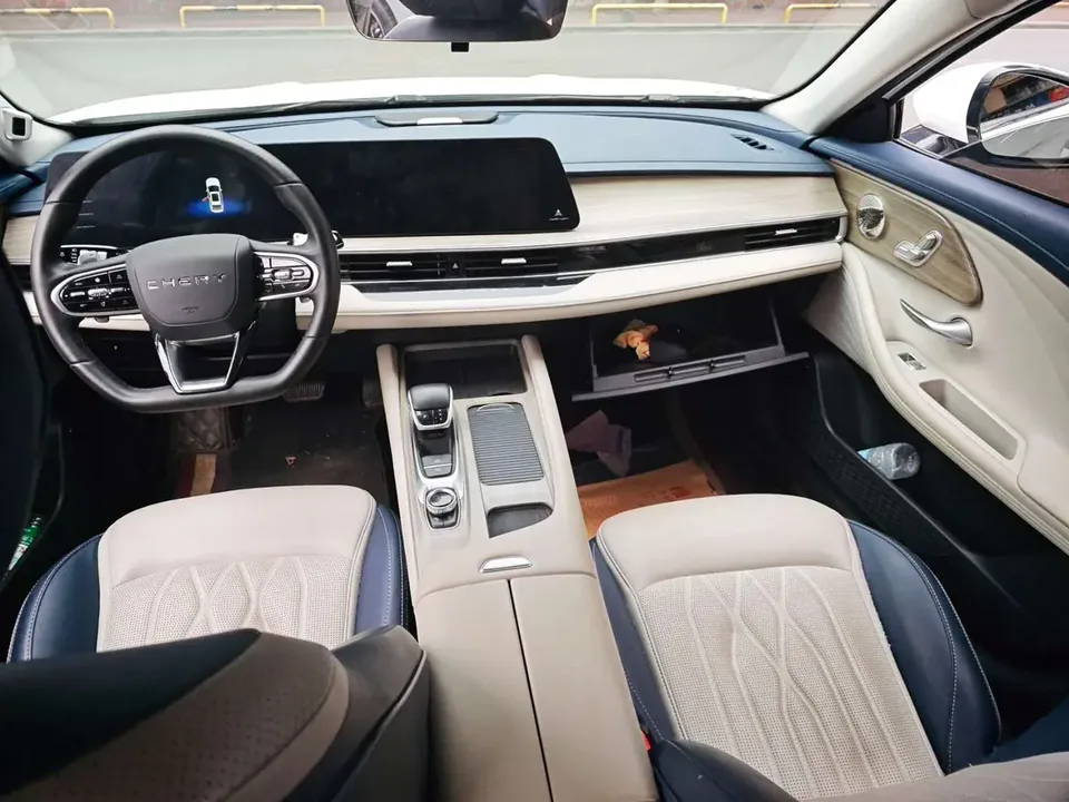 Chery Arrizo 8 1.6TGDI DCT 2023 — миниатюра 3
