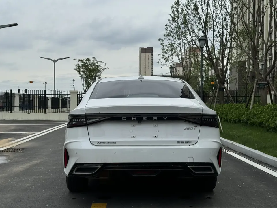 Chery Arrizo 8 1.6TGDI DCT Intelligent 2024 — миниатюра 2