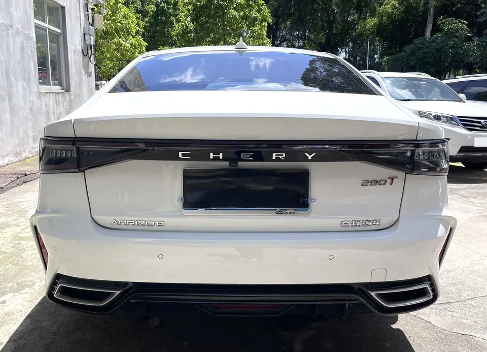 Chery Arrizo 8 1.6TGDI DCT Elegant 2023 — миниатюра 2