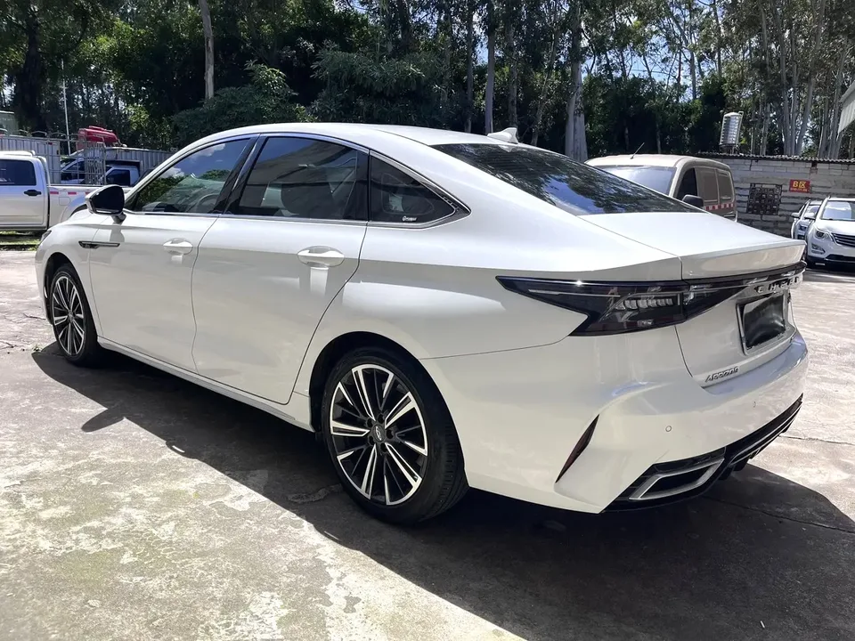 Chery Arrizo 8 1.6TGDI DCT Elegant 2023 — миниатюра 4