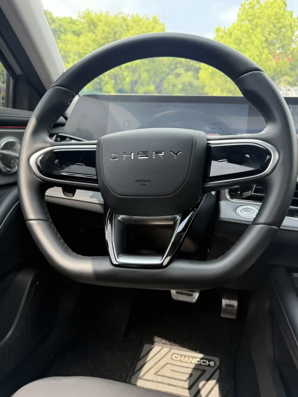 Chery Arrizo 8 high-energy version 2.0T DCT Chi 2023 — миниатюра 3
