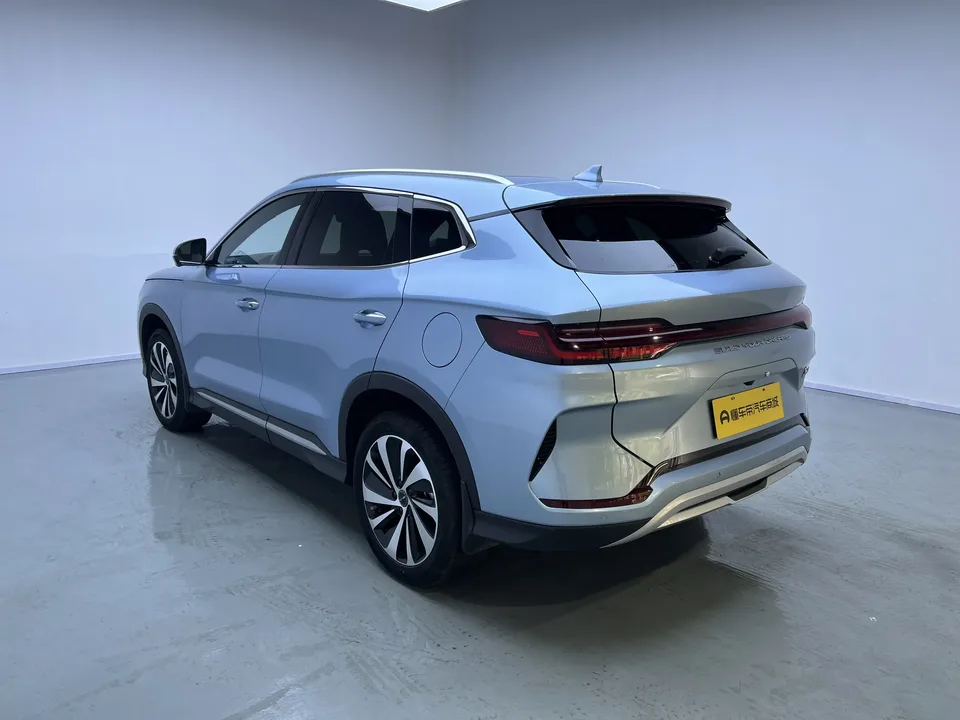 BYD Song PLUS EV Champion Edition 520KM Premium 2023 — фото 1, купить с доставкой в Москву