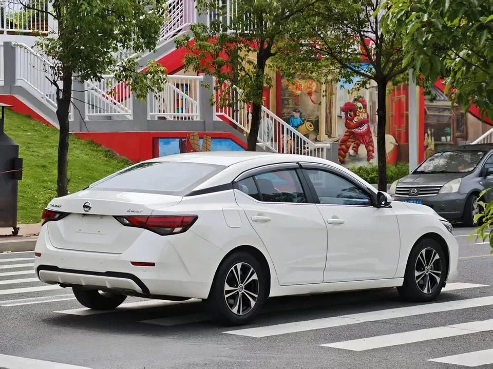 Nissan Sylphy Sylphy Sylphy 2022 1.6L XL CVT Enjoy Edition 2022 — thumbnail 4