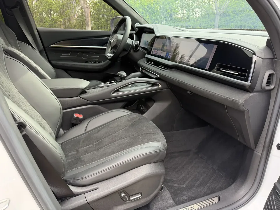 Geely Monjaro Xingyue L 2024 2.0TD High Power Automatic 2WD Skyline Edition 2024 — миниатюра 5