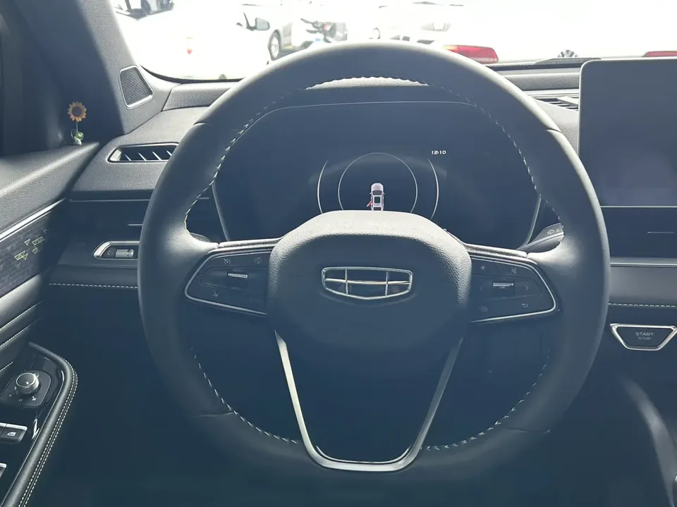Geely Preface Xing Rui 1.5T Kunlun Edition 2024 — thumbnail 5