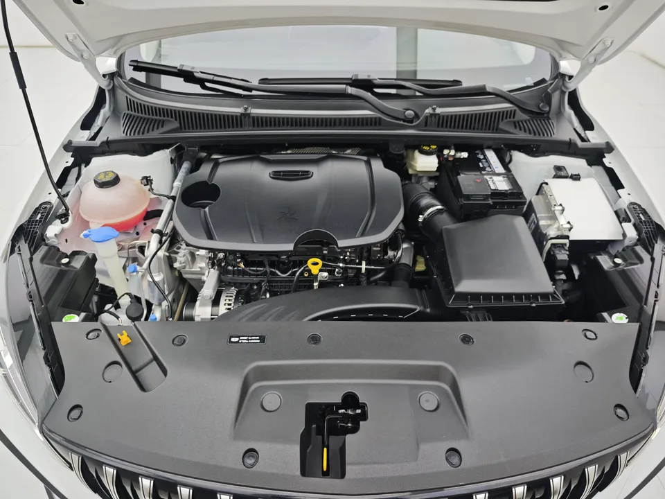Geely Binrui Binrui Binrui COOL 1.5T DCT Longteng Edition 2025 — thumbnail 2