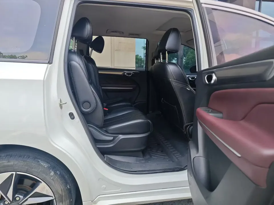 GAC Trumpchi M6 Trumpchi M6 Pro 270T Automatic Deluxe Edition 2022 — thumbnail 3