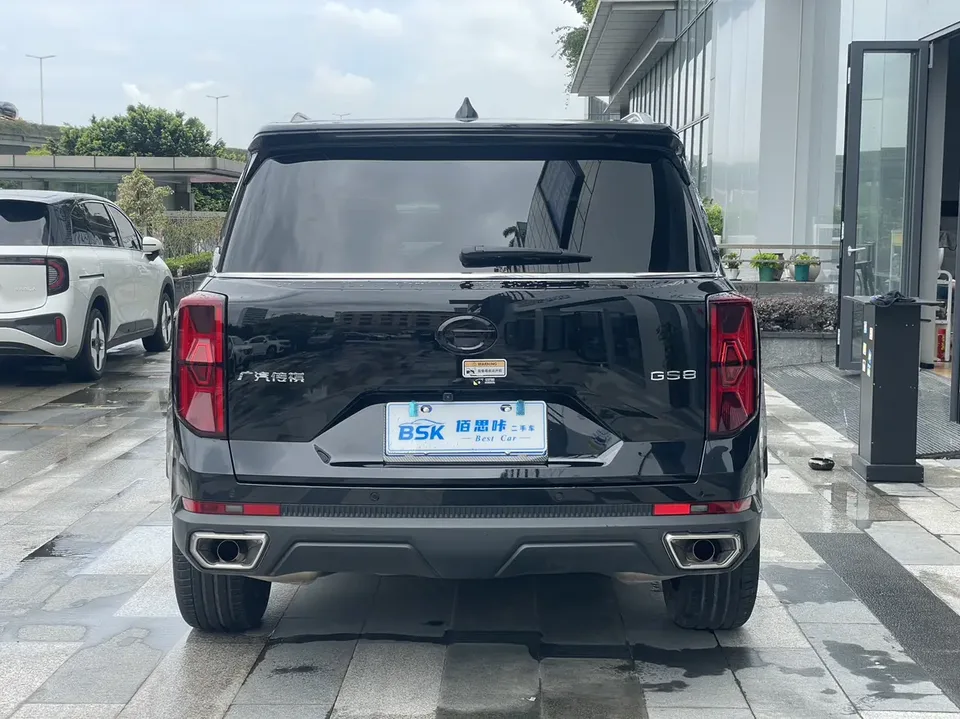 GAC Trumpchi GS8 Trumpchi GS8 2025 Pilot Series 2.0TGDI 2WD 5-seater Luxury Edition 2025 — миниатюра 5