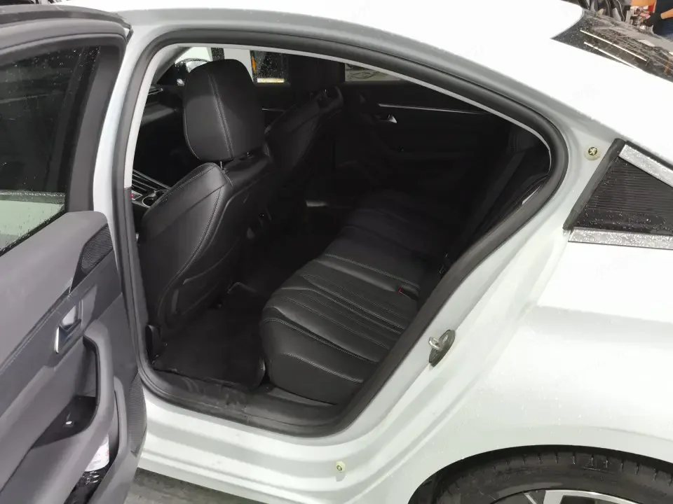 Peugeot 508L 400THP Yudong flagship version 2024 — миниатюра 3