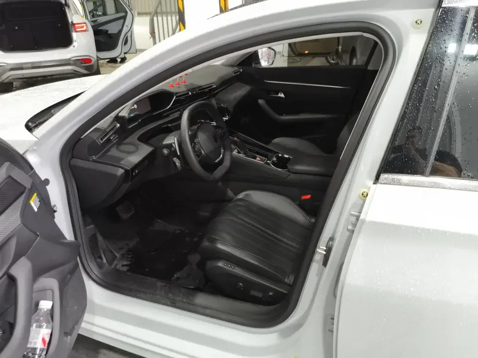 Peugeot 508L 400THP Yudong flagship version 2024 — миниатюра 5