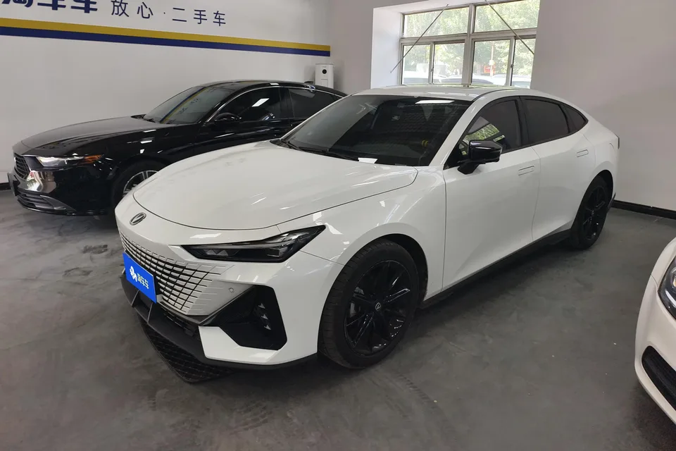 Changan UNI-V 2023